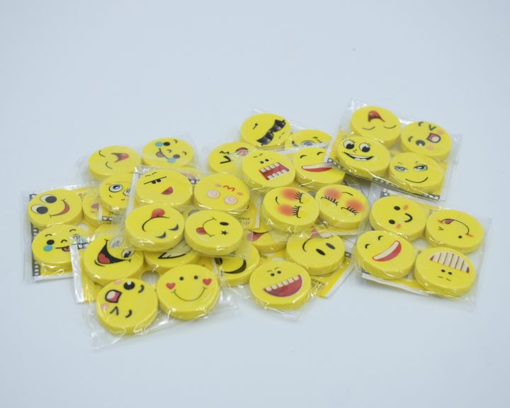 smileyeraser_01.jpg