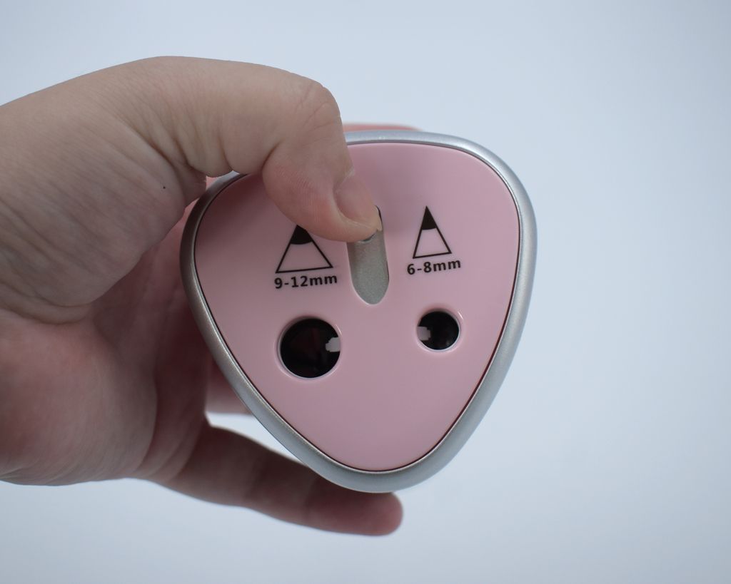 electricsharpener_hole.jpg