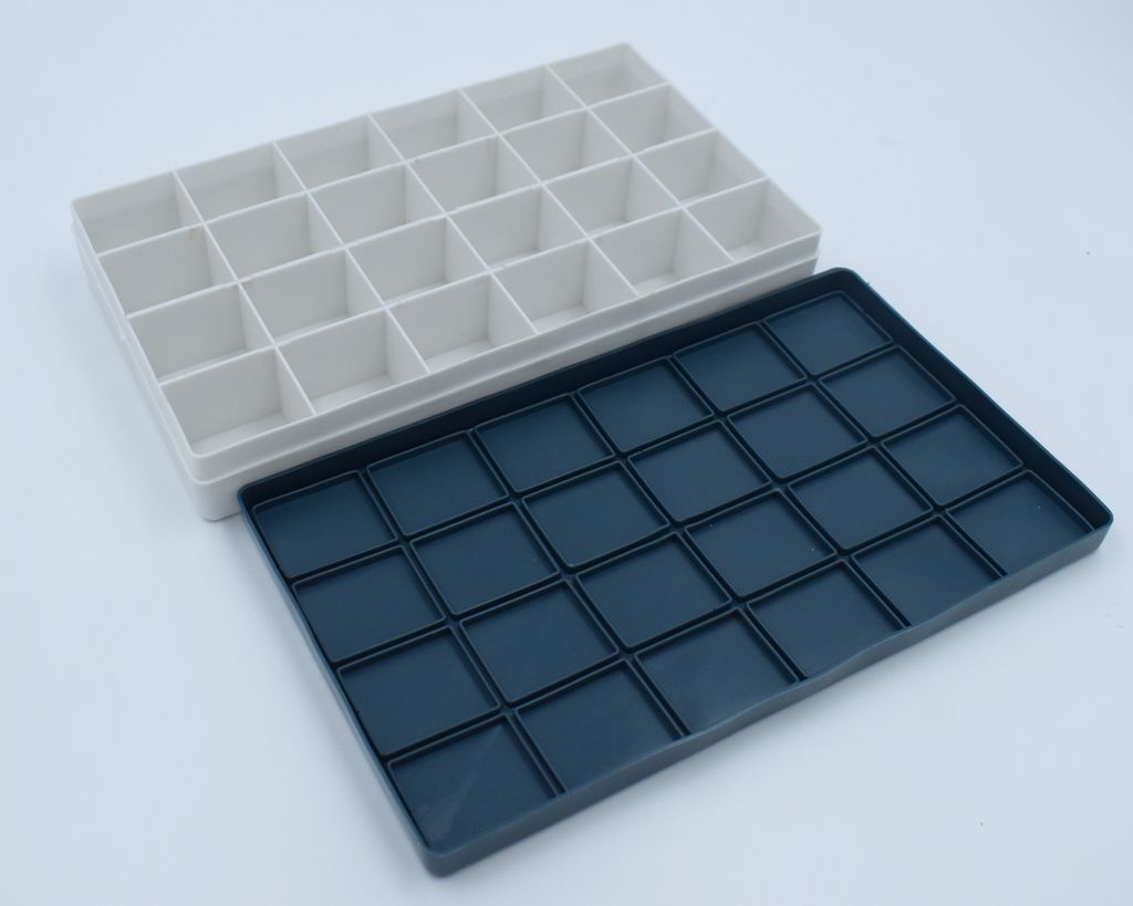 coverpalette24_02.jpg