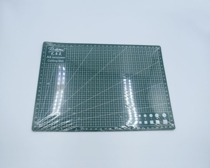 cuttingmat_green_A4.jpg