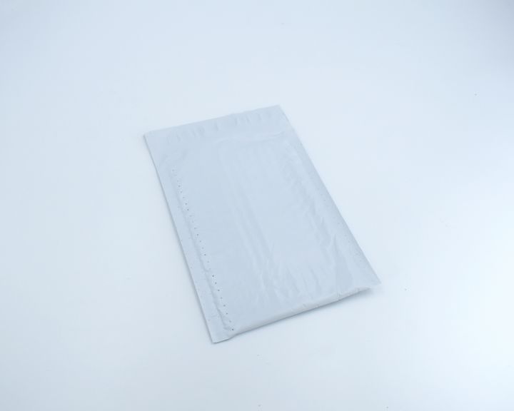 bubblemailer_11x15_01.jpg
