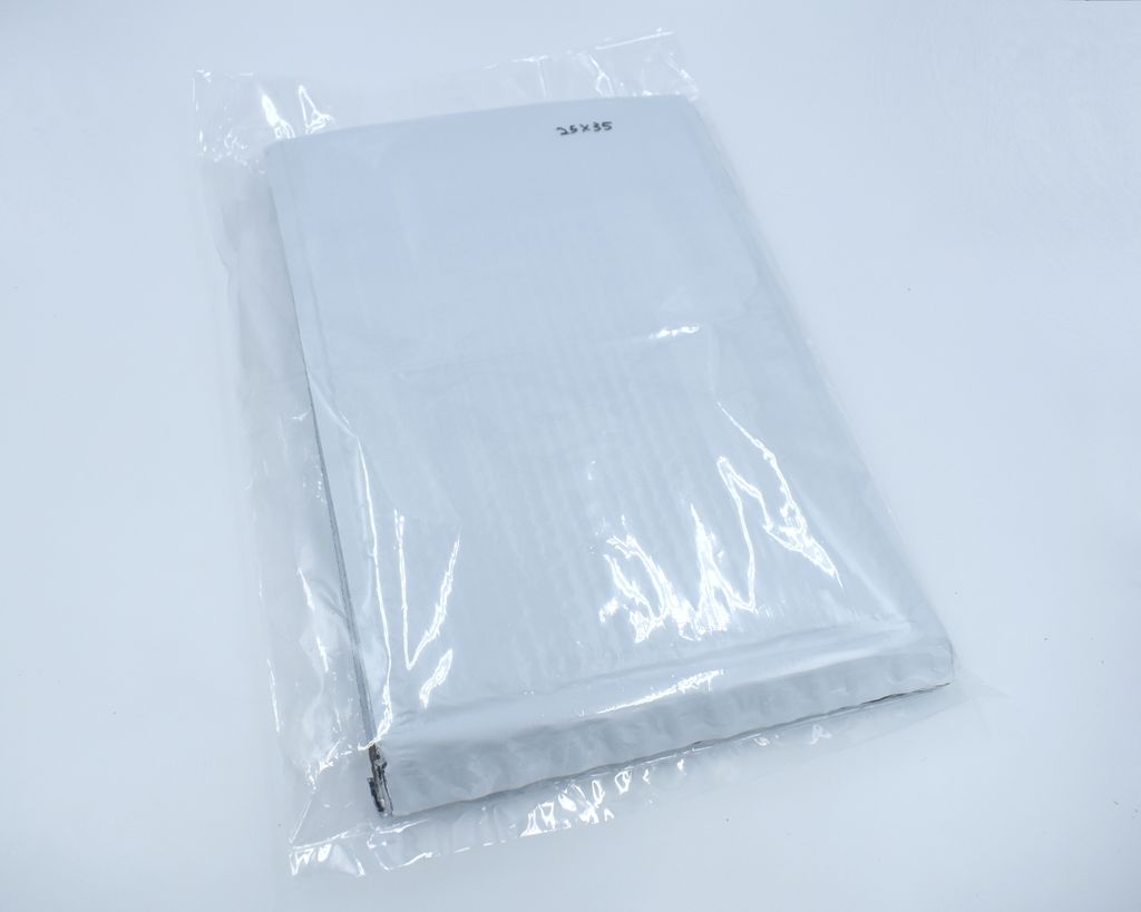 bubblemailer_25x35_02.jpg
