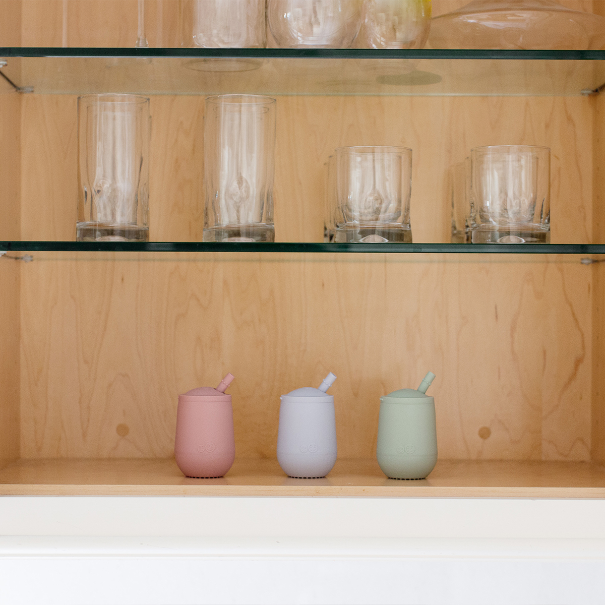 mini cup and straw_shelf_nordic.jpg