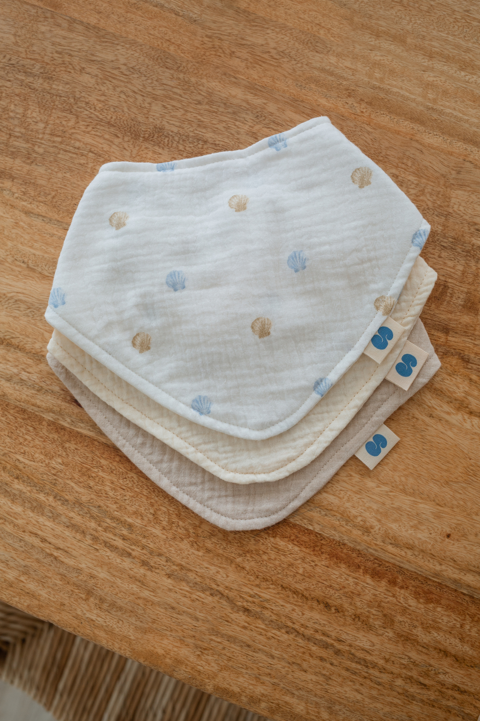 Soft Bandana Bibs_Seaside_1