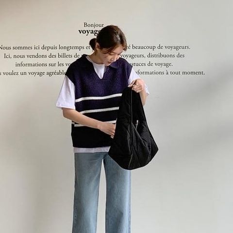 正韓下條紋配色針織背心 $695 (3)