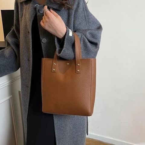 正韓手提質感吸鐵釦方包 $380 (3)