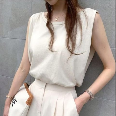 正韓背心清爽上衣 $680 (2)
