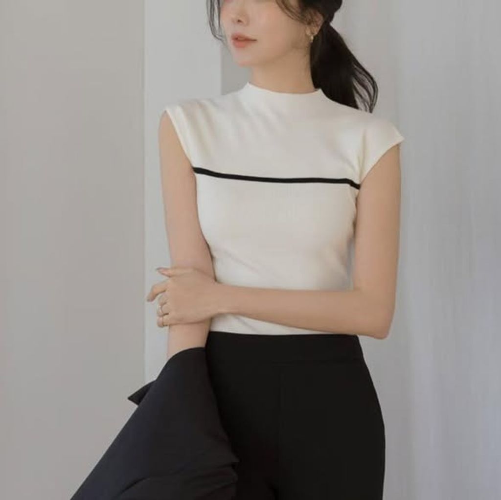 正韓單線條配色無袖上衣 $590 (1)