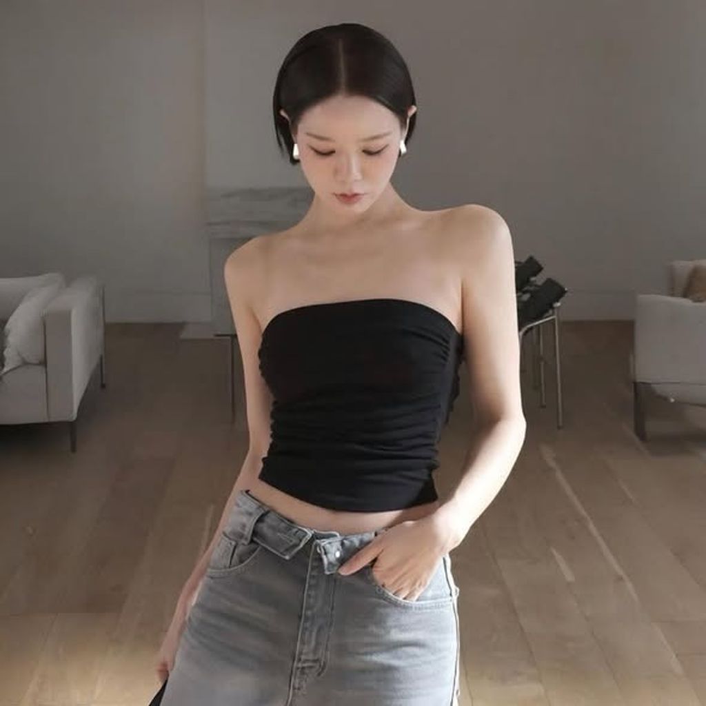 正韓腰抓皺超彈力平口上衣$590 (3)