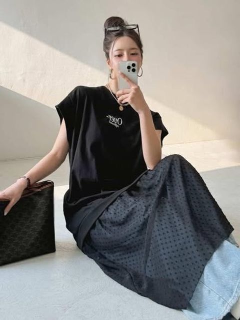 正韓下拼接透膚點點長版洋裝 $690 (1)