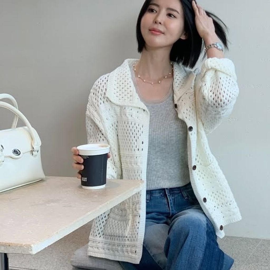 正韓鏤空單排扣針織外套 $1080 (1)