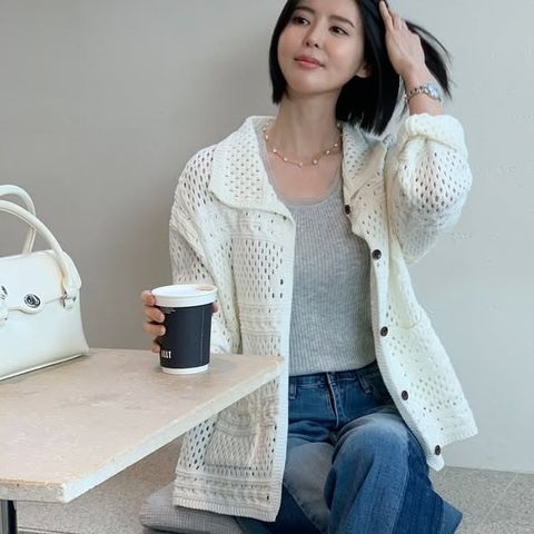 正韓鏤空單排扣針織外套 $1080 (1)