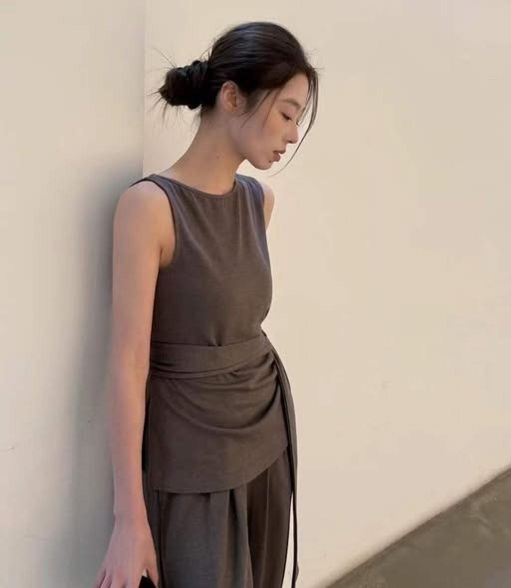 正韓綁帶設計無袖套裝-238 (2)
