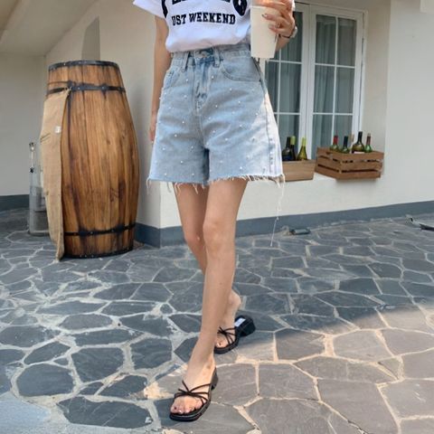 正韓珍珠點綴牛仔短褲｜$795 (1)