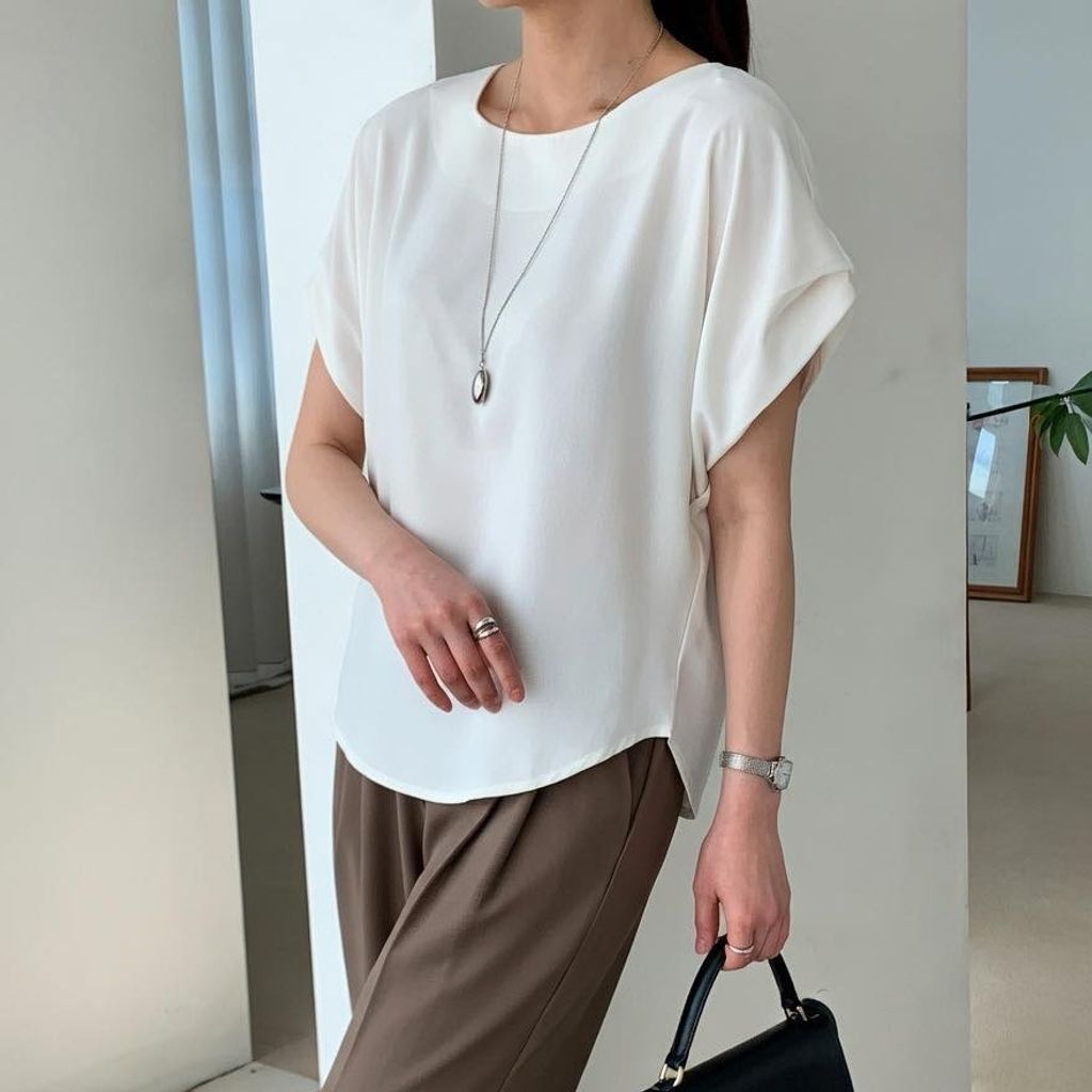 正韓袖打折雪紡衣｜$890 (2)