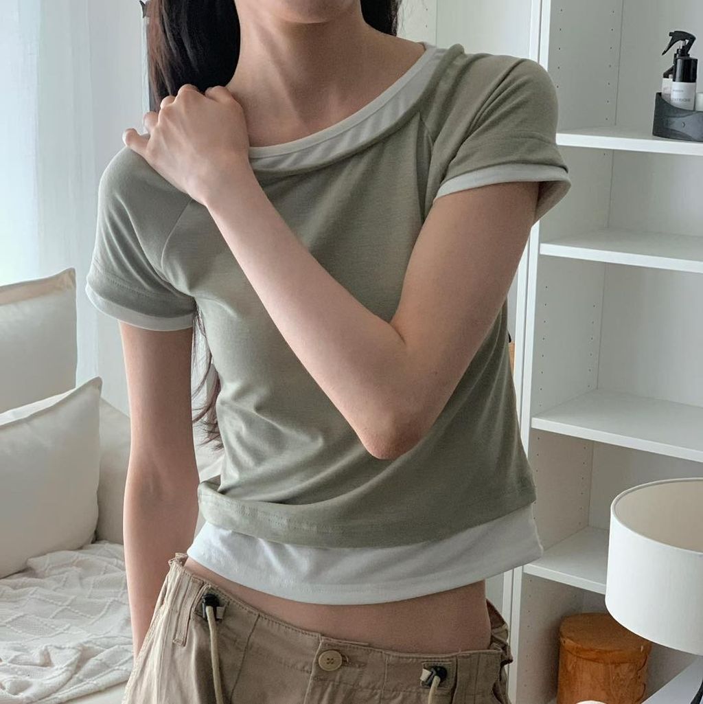 正韓雙層拼接短版T恤｜$590 (1)