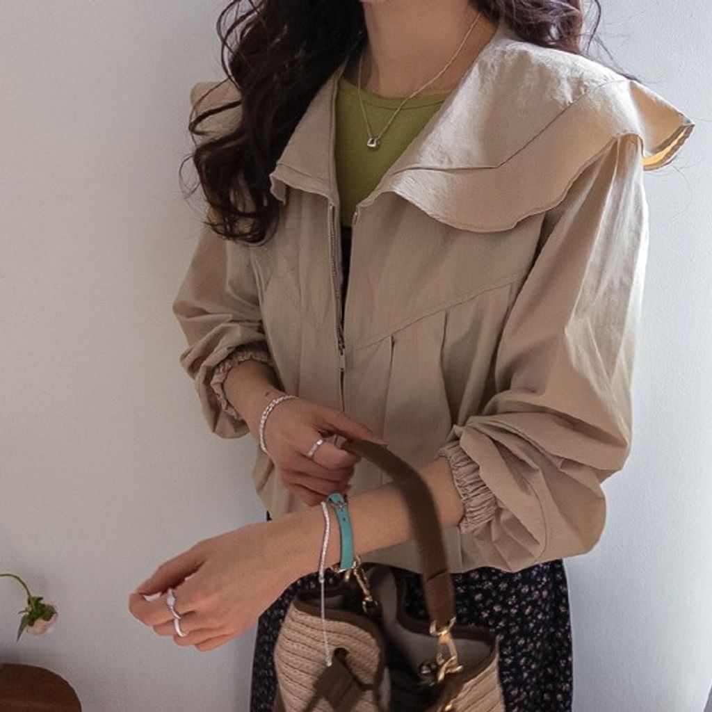 正韓寬衣領下擺抽繩外套-198 (1)