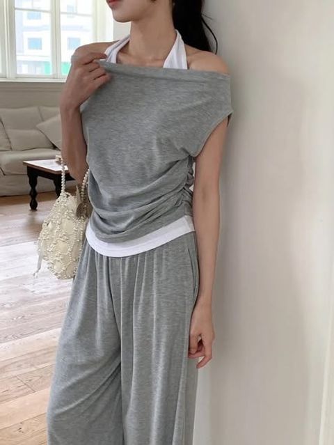 正韓掛脖假兩件上衣&垂墜寬褲 套裝-118 (1)