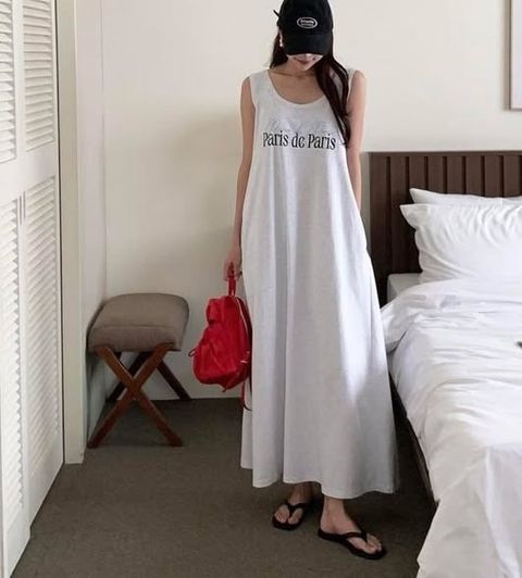 正韓撞色英字背心洋裝 $795