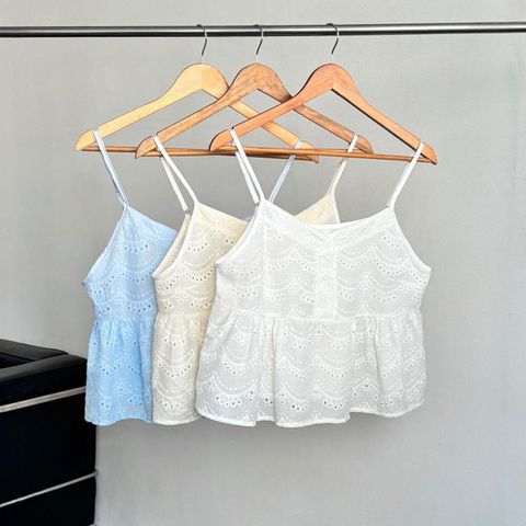 正韓鏤空刺繡娃娃背心$795 (1)