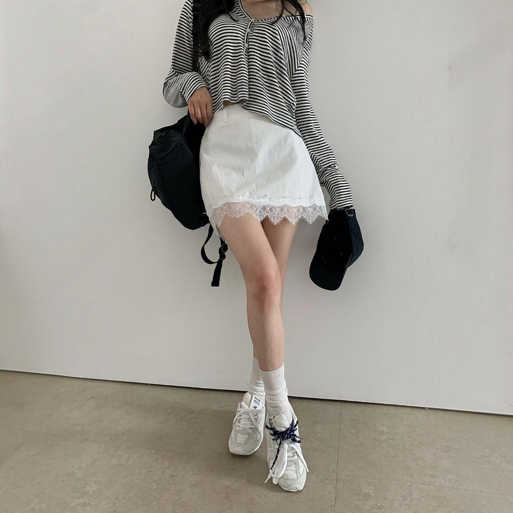 正韓甜美蕾絲滾邊下擺短裙-118