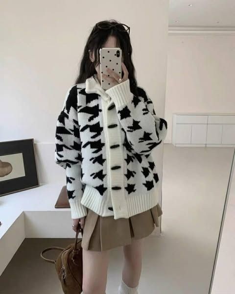 正韓撞色圖樣翻領毛料排扣外套｜$890 (1)