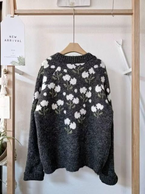 正韓立體毛料彩色花朵針織外套｜$890 (1)
