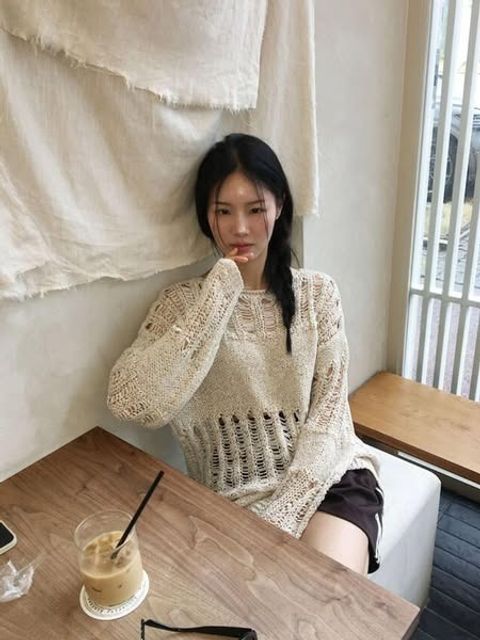 正韓造型鏤空長版針織上衣｜$1180 (1)