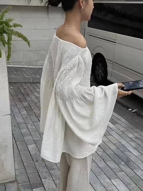 正韓大船型彈性領拉露肩褶皺傘狀長版上衣｜$1180 (3)