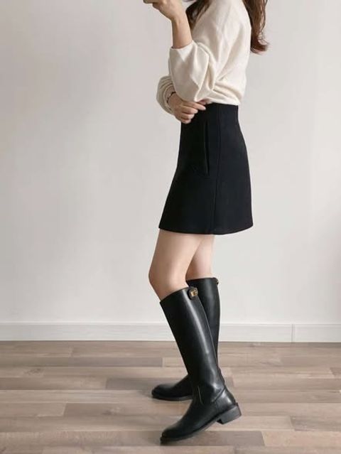 正韓經典小愛風後金扣優雅長靴-268 (1)