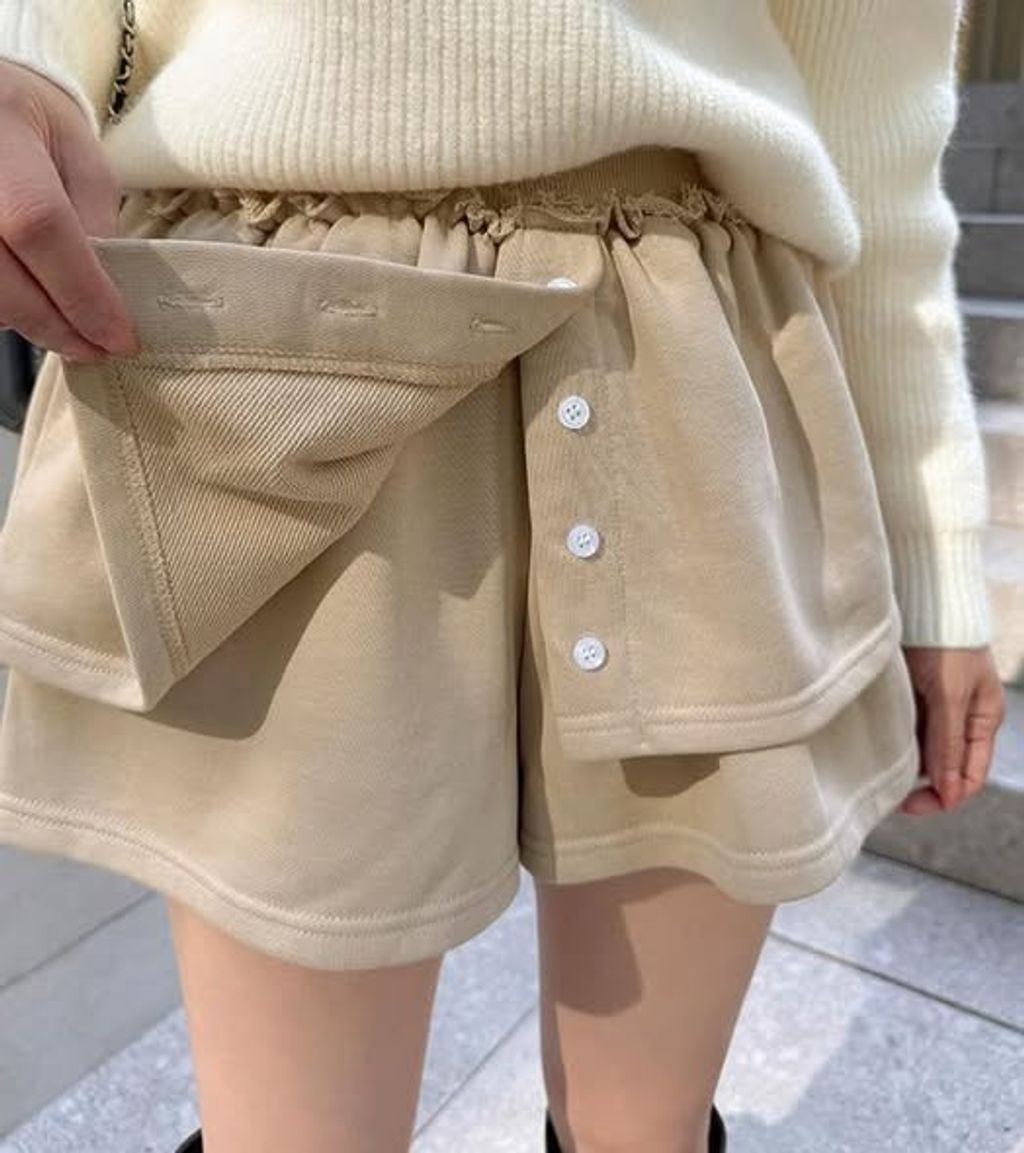 荷葉邊雙層短褲 $795 (2)