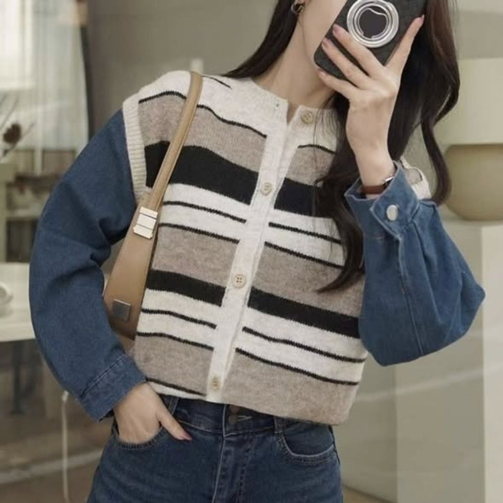 正韓袖拼接丹寧針織條紋外套 $1080 (1)