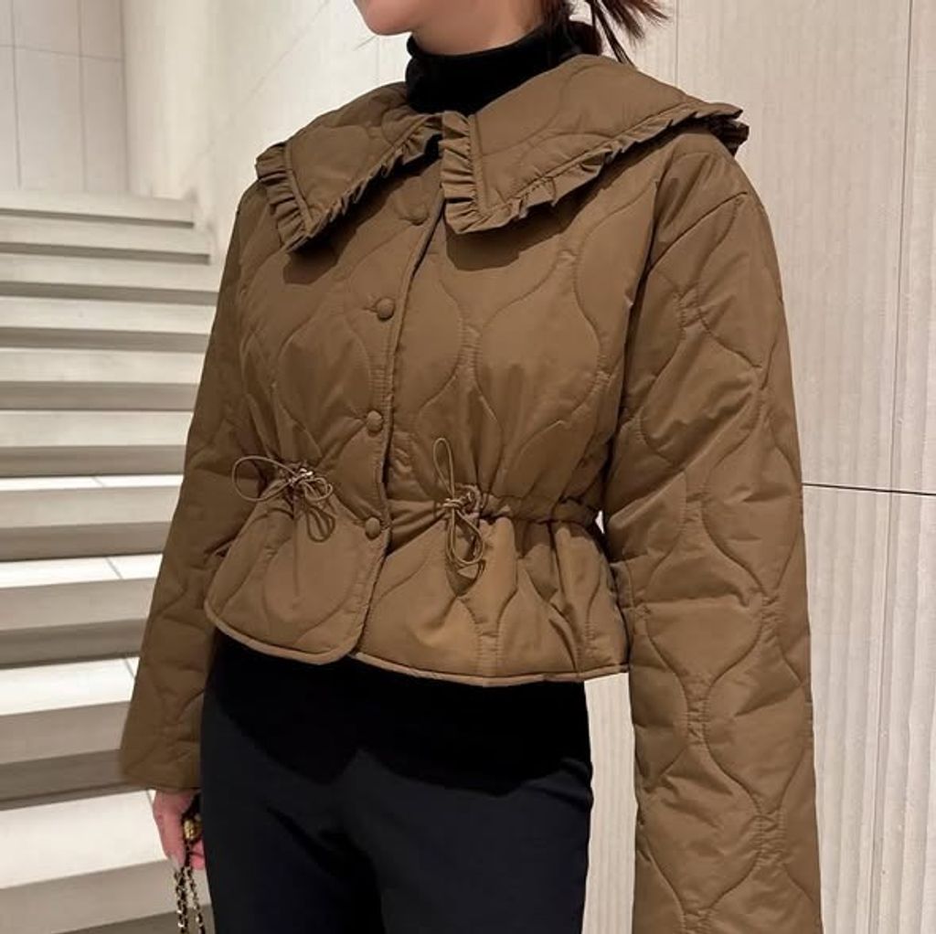 荷葉領腰抽繩壓紋外套-118 (1)