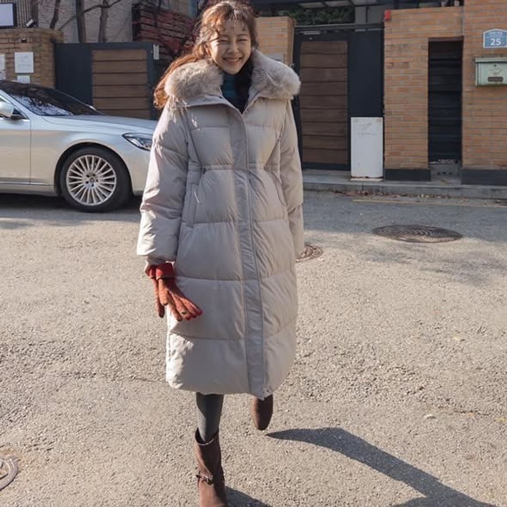 正韓大毛領壓紋鋪棉長版外套-198