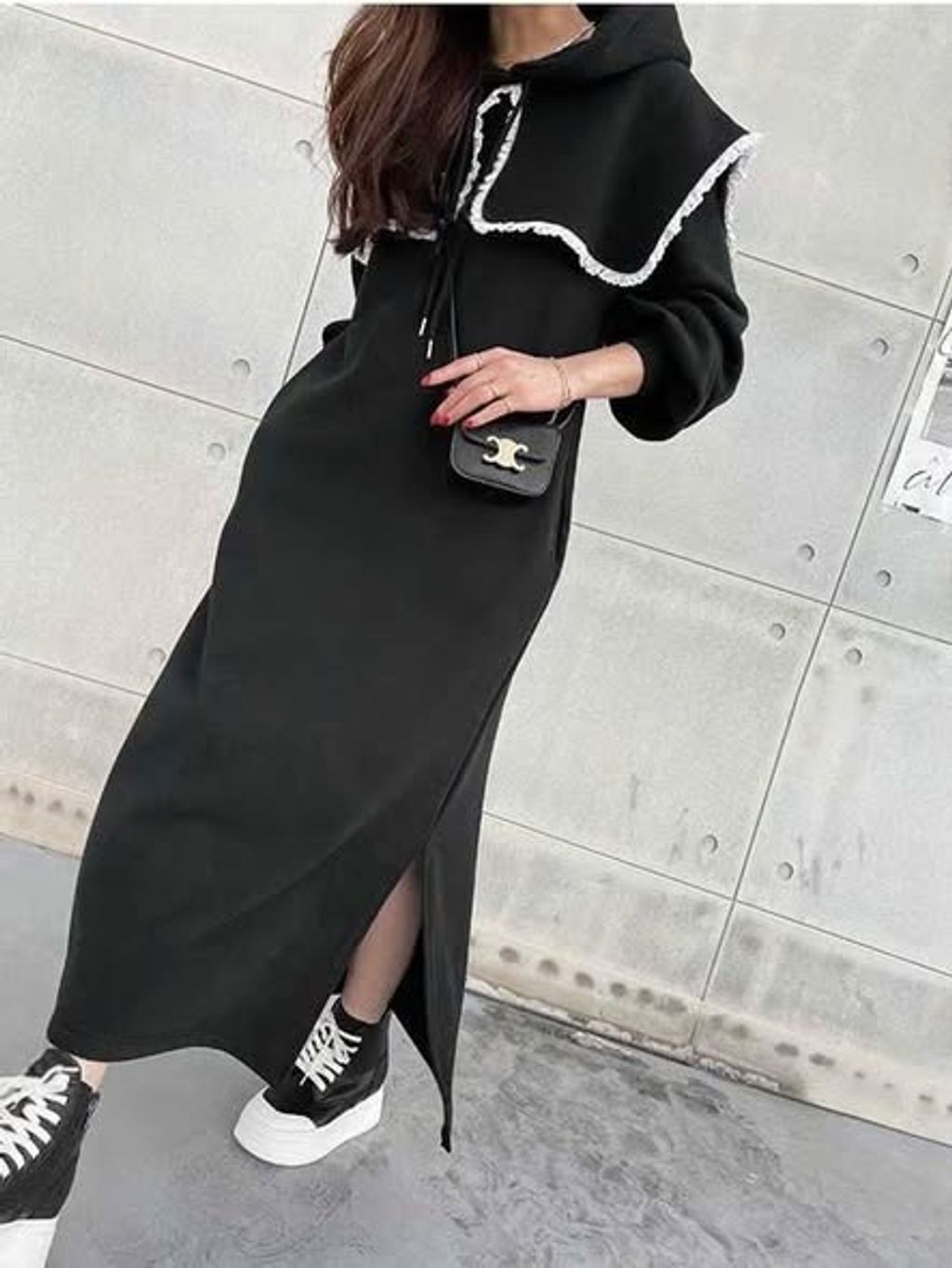 正韓蕾絲滾邊大翻領連帽長版洋裝｜$1080 (1)