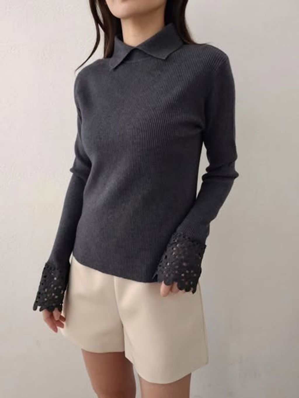 正韓雕花蕾絲袖口翻領羅紋羊毛針織上衣｜$1380 (1)