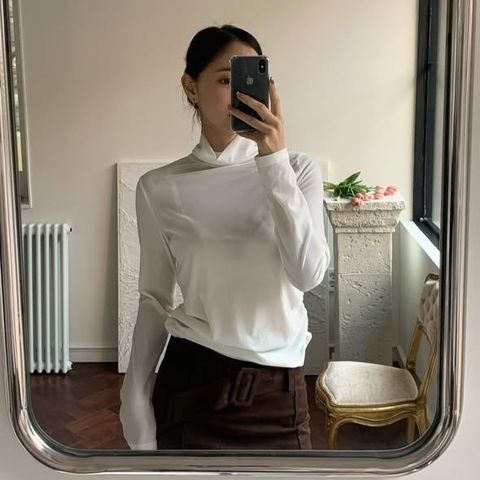 正韓後排釦絲絨透膚立領上衣｜$980 (1)