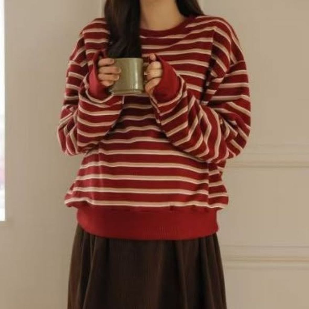 正韓撞色條紋休閒上衣 $1080 (1)