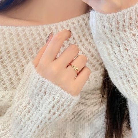 正韓小馬紅繩戒指 $195 (3)