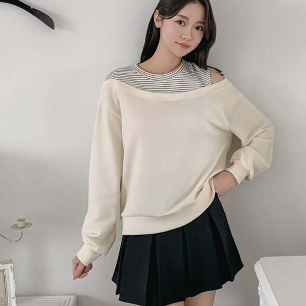 正韓上拼接條紋露單肩造型上衣 $695 (1)