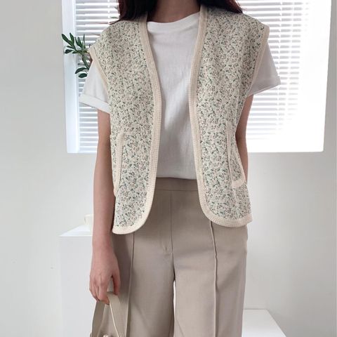 正韓甜美小碎花老奶奶背心外套 _ $980 (2)