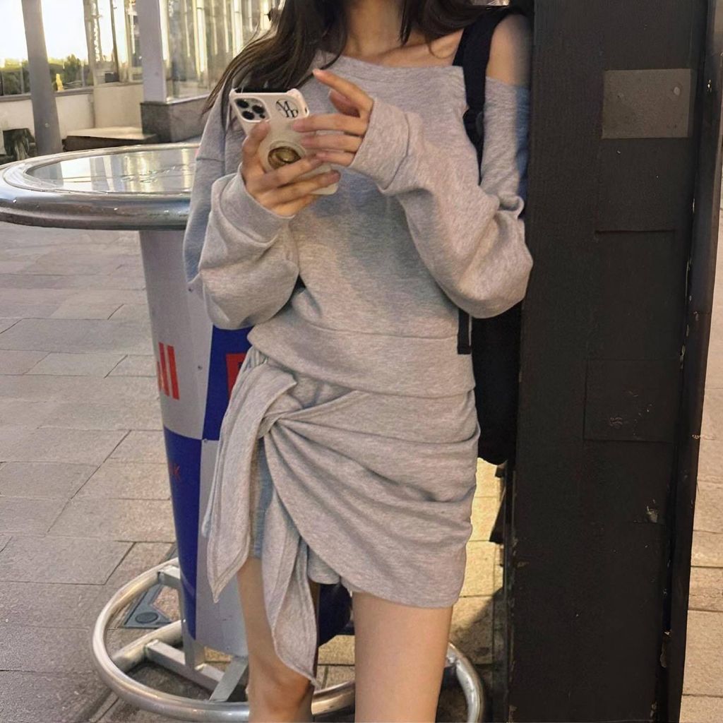 正韓船型領可露肩大學T上衣＆側綁褲裙套裝-168 (1)