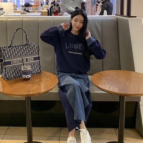 正韓下襬抽繩拼接袖上衣&拼接牛仔布料後開衩長裙 套裝 $1480 (1)