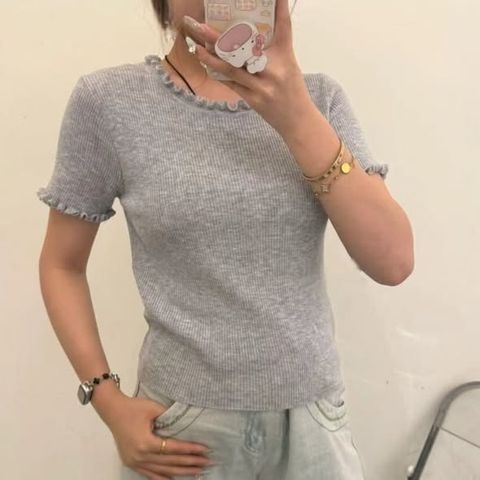 正韓木耳邊素色甜美上衣 $590 (3)