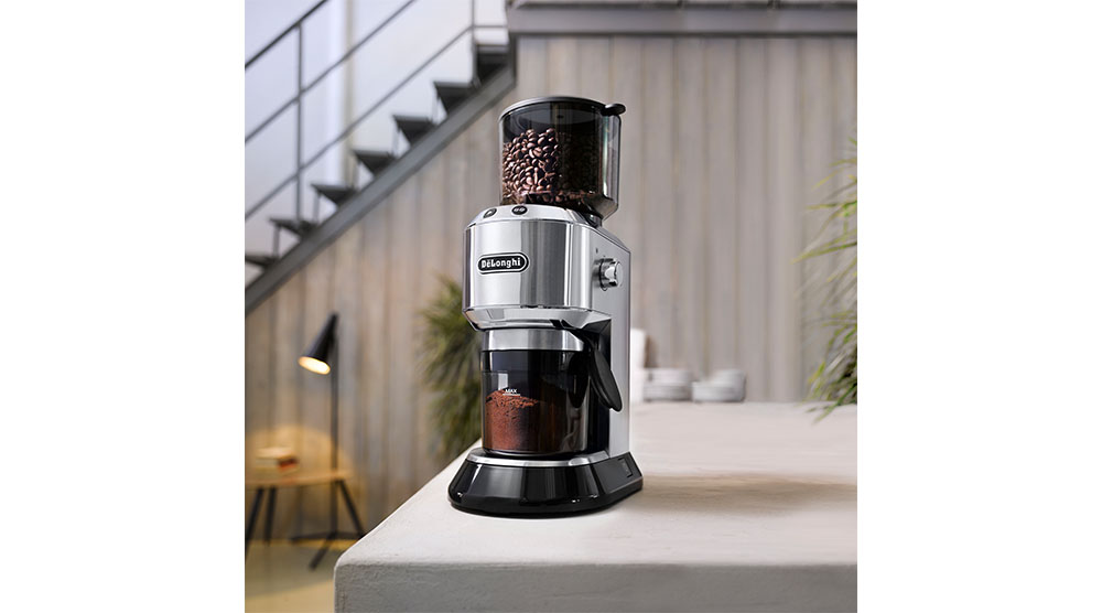 Delonghi dedica style metal pump coffee machine grinder features 2