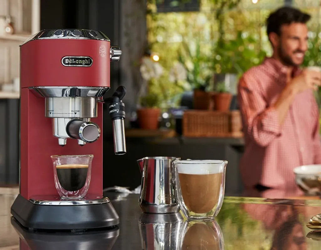 delonghi_pump_machine_dedica_ec685r_carousel_1_1