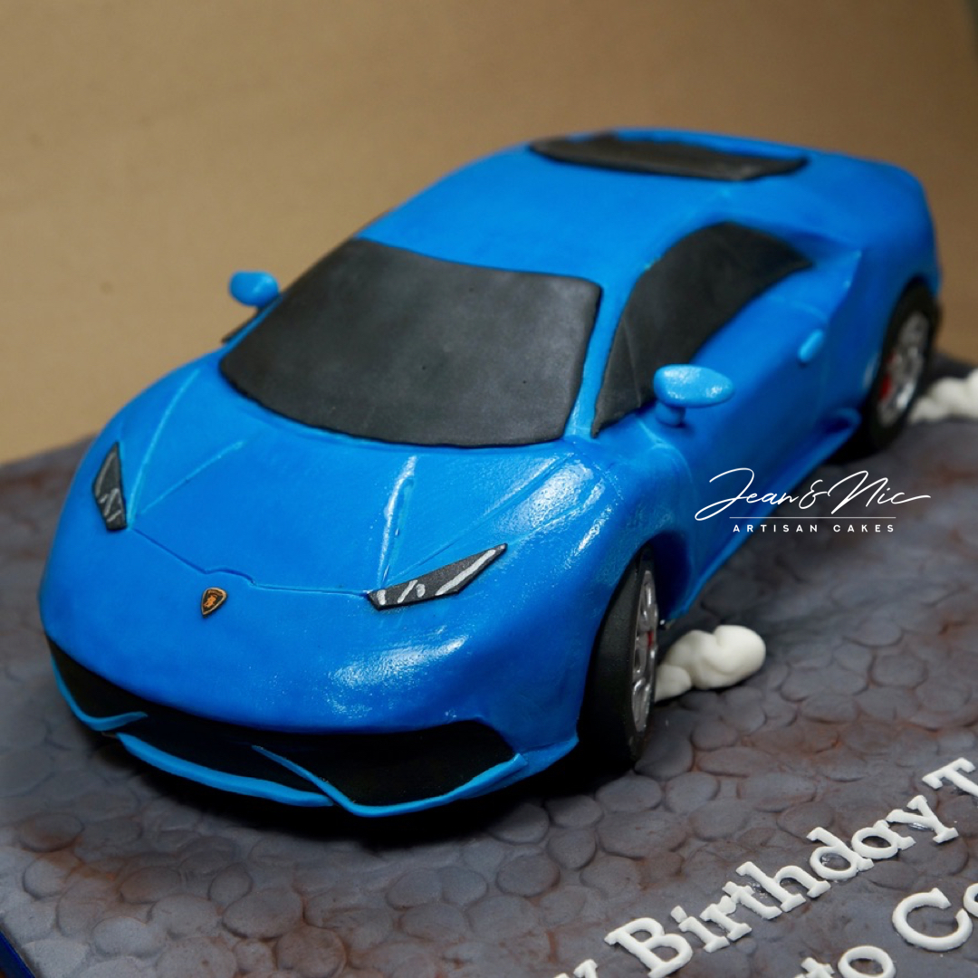 Lamborghini car cake 2