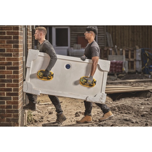 imgi_52_Ecomm_Large-DCE592D1_A24