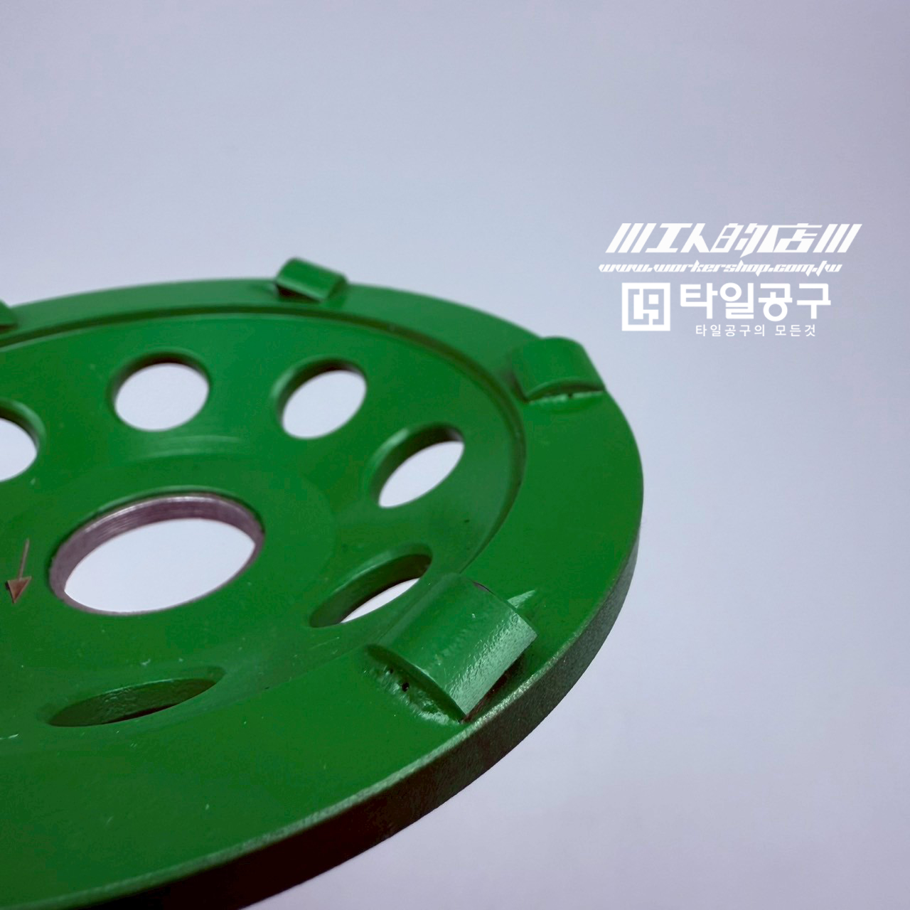 LINE_ALBUM_202592_250902_10