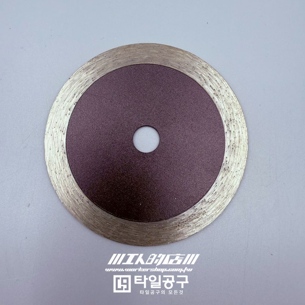 LINE_ALBUM_202592_250902_2